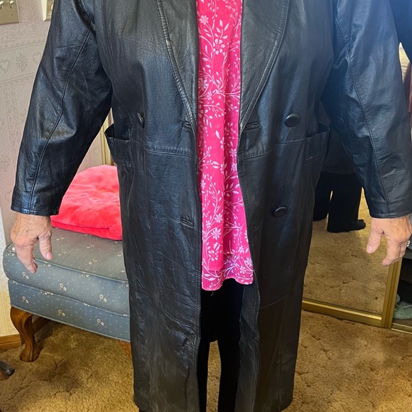 Fashion Attitudes Black Leather Jacket - Picture 4 of 7